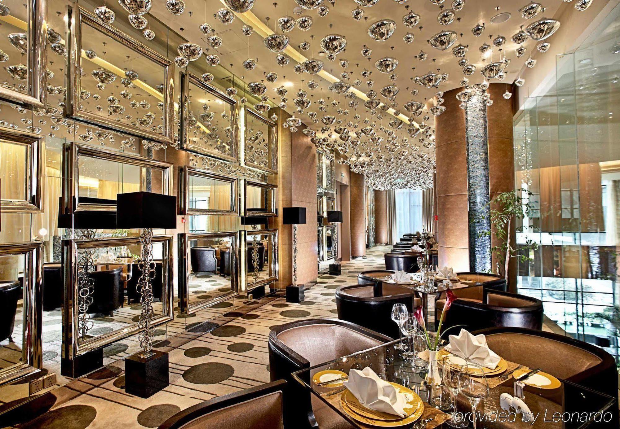 Renaissance Chengdu Hotel Exterior foto